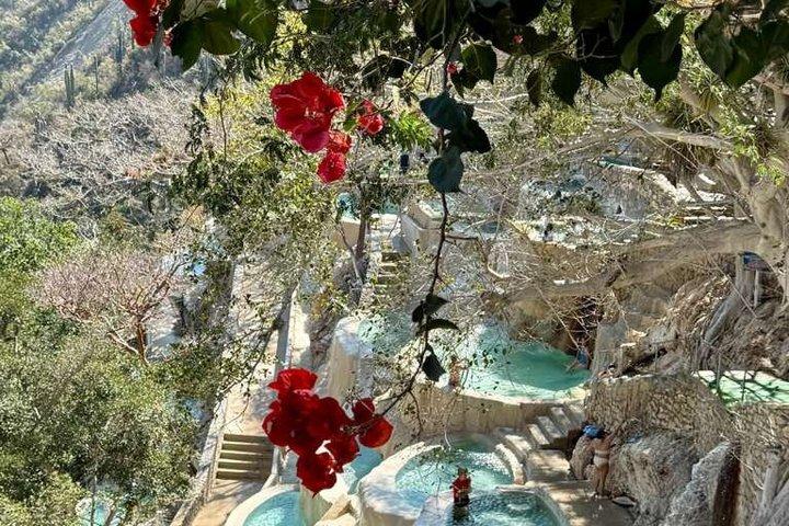 Volledige dagtour naar Tolantongo Caves en Hot Springs