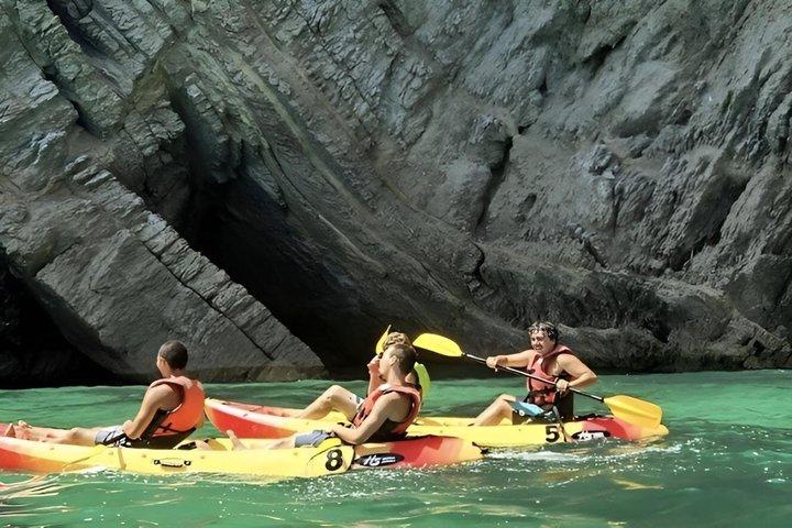 Tour en kayak sur la côte de Sesimbra