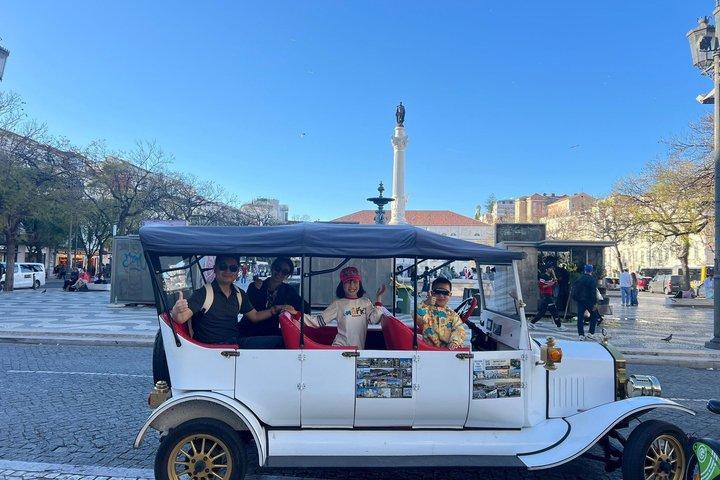 Lissabon tuktuk : Gamla stan Alfama ,Centrala staden och Belem med Guide