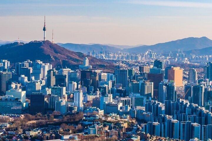 Seul scalo privato : confine e città della Corea del Nord