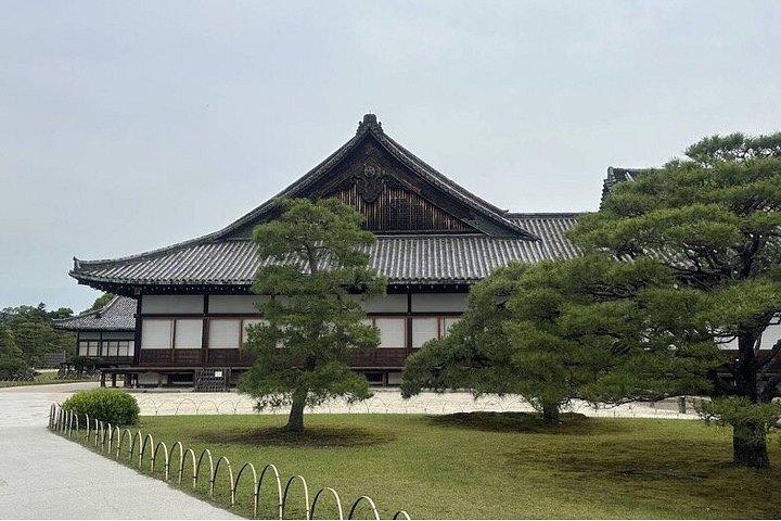 京都e-bikeで巡る宮殿、城、寺院、秘宝