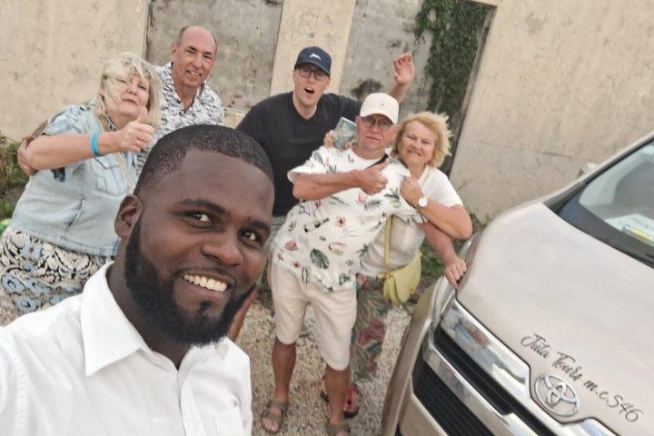 Montego Bay City Guided Tour com comida local e paradas de souvenirs