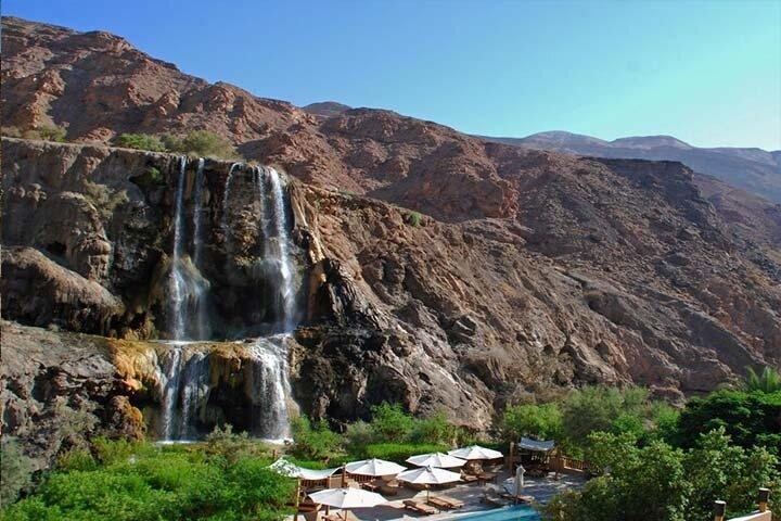 Cachoeiras Privadas de Meio Dia Ma'in e Hot Springs Tour de Amman