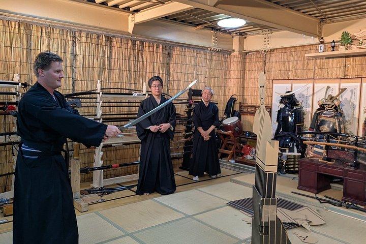 Samurai Upplev Osaka Real Katana Träning