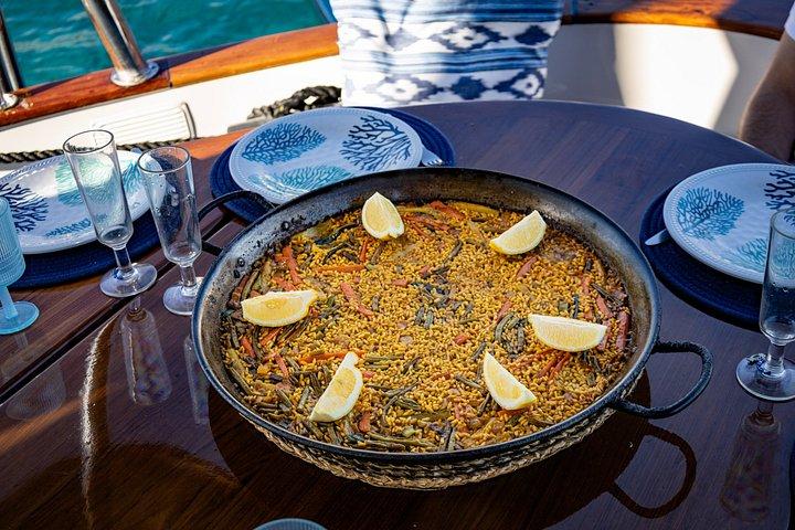 Luxury private traditional mallorcan Llaut with crew