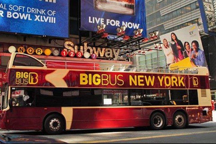 Sfilata VIP della settimana della moda di New York con soggiorno in hotel, Broadway e altro