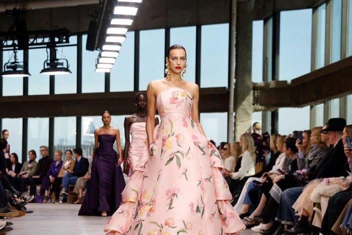 Sfilata VIP della settimana della moda di New York con soggiorno in hotel, Broadway e altro
