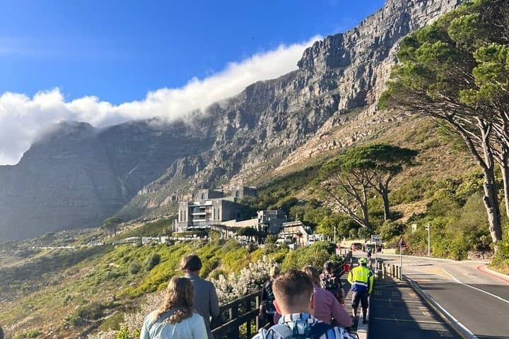 Table Mountain, Bo-kaap & Cape Town City Tour (small group)