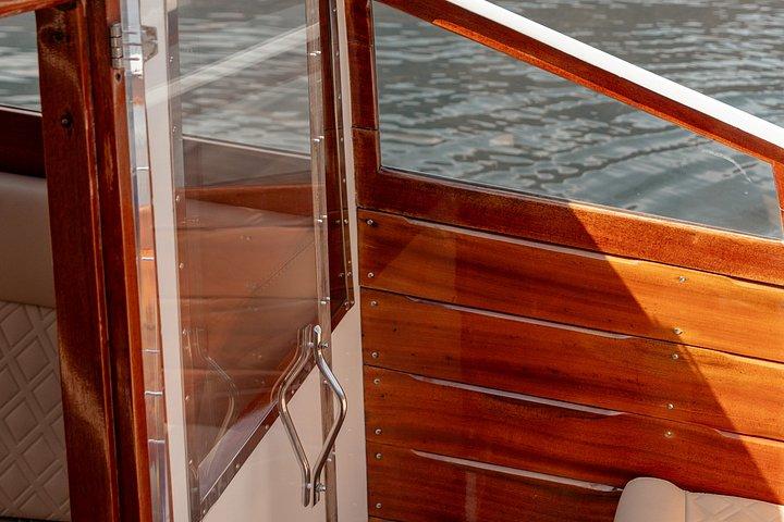 Private Venetian Limousine Tour on Lake Como