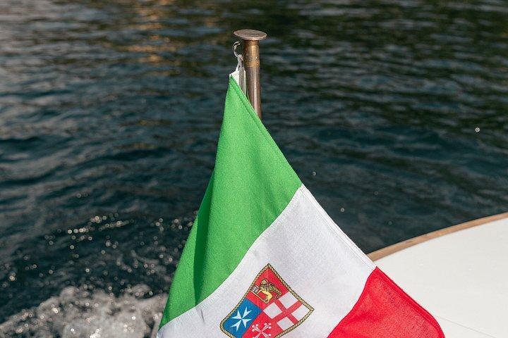 Private Venetian Limousine Tour on Lake Como