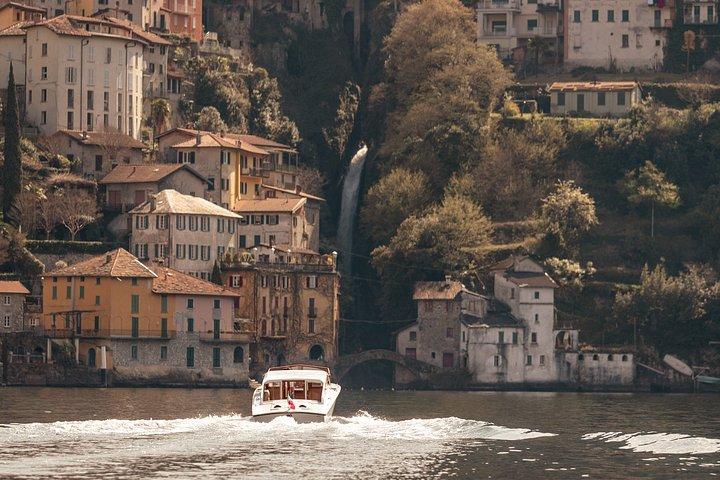 Private Venetian Limousine Tour on Lake Como