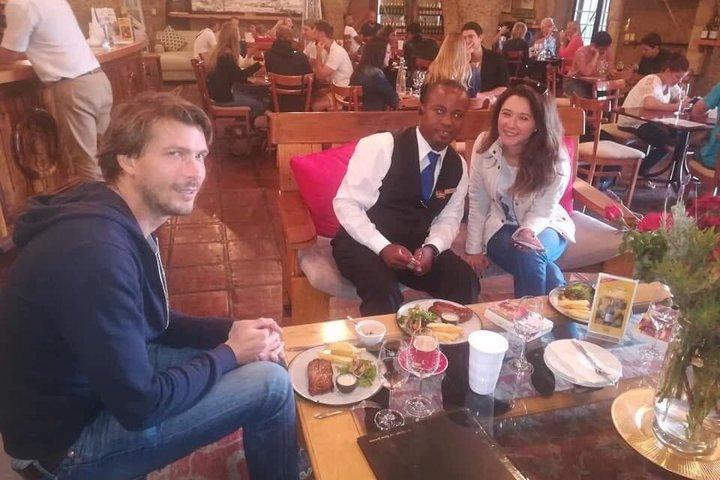 Stellenbosch、フランチークケープタウンワインランズツアー