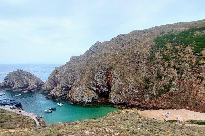 リスボンからユネスコ自然保護区であるベルレンガス諸島へ。
