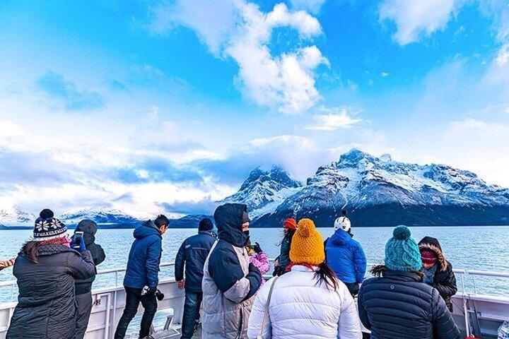 Balmaceda und Serrano Gletscher Bootstour mit Mittagessen