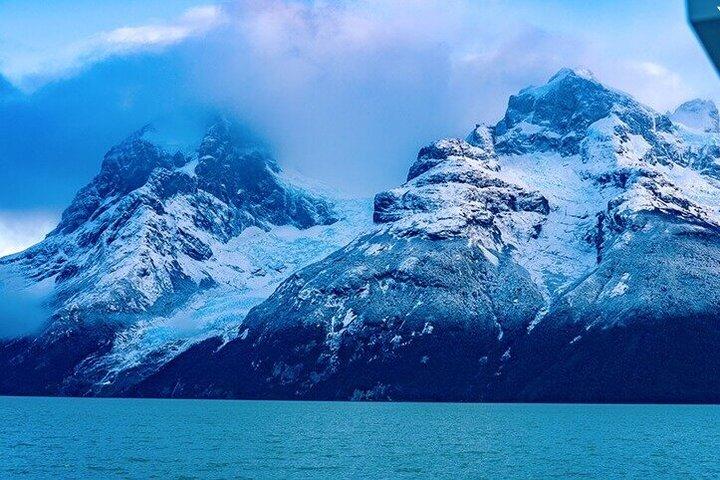 Balmaceda und Serrano Gletscher Bootstour mit Mittagessen