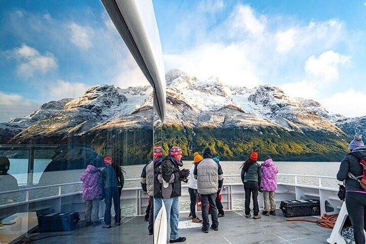 Balmaceda und Serrano Gletscher Bootstour mit Mittagessen