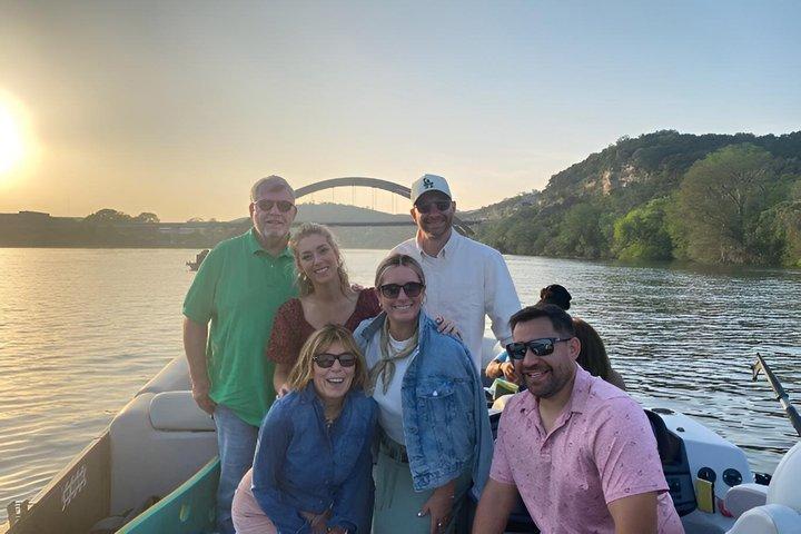 Tour privado en barco por el lago Austin Crucero de lujo de 2 horas
