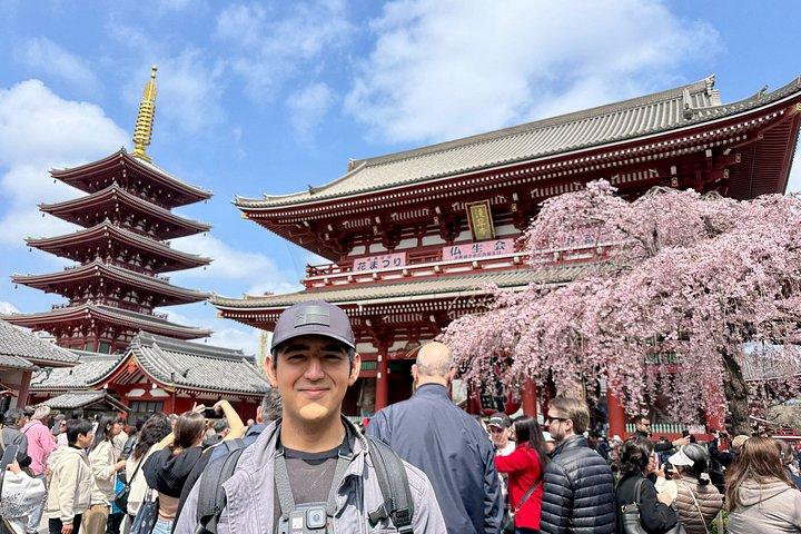 Tokyo Custom Private Tour with a Trend-Savvy Local Guide