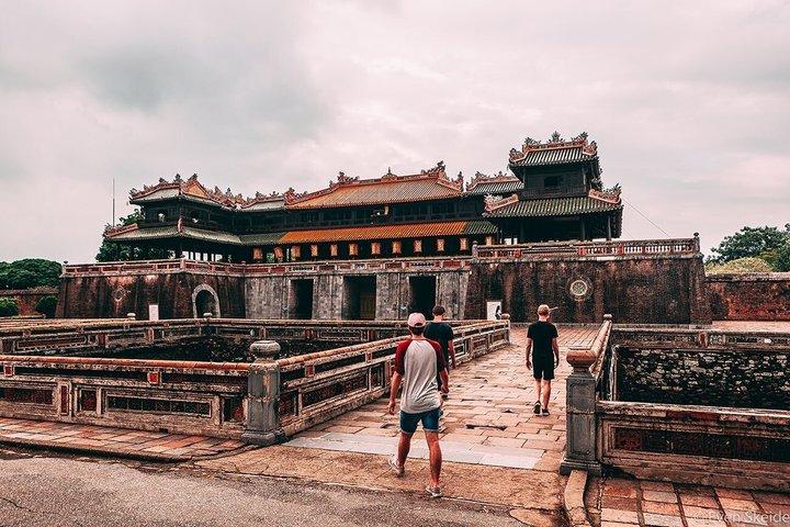 HUE Imperial City, Khai Dinh Tomb, Hai Van Pass TOUR PRIVADO