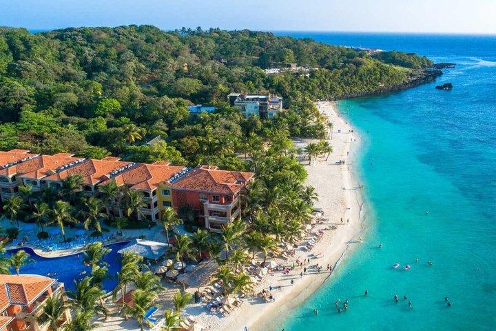 Semesterorter i Roatan Infinity Bay Beach