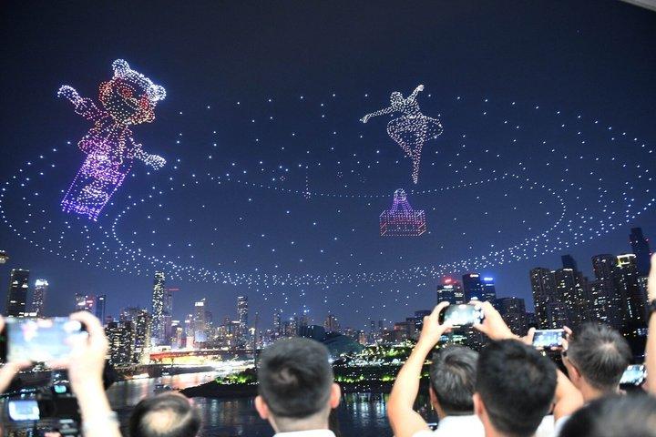 重慶ナイトウォーキングツアーと2つの川のナイトクルーズエンエスプ