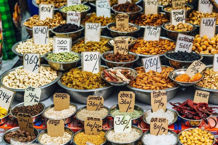 Pequeno grupo Delhi Street Food Tour 15 itens com um verdadeiro Foodie