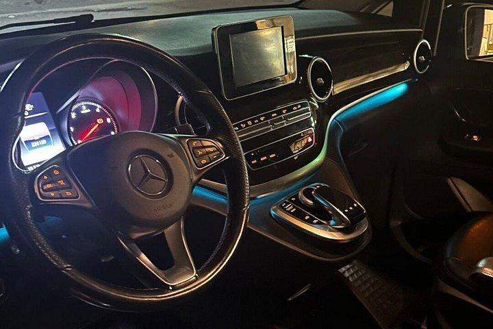 Privater Transfer zum Flughafen Lissabon