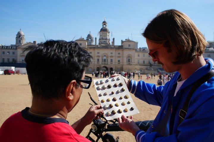 London EBike Tour com artefatos reais Royal London Experience