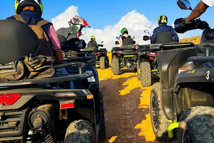 Jabal Samhan Quad Bike Adventure 32KM Bergfahrt in Salalah