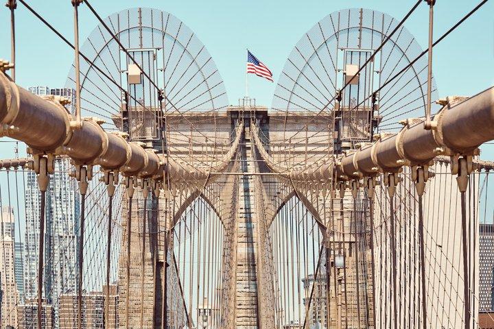 NYCハイライトツアー : Bronx, Brooklyn, Harlem, Queens & Coney