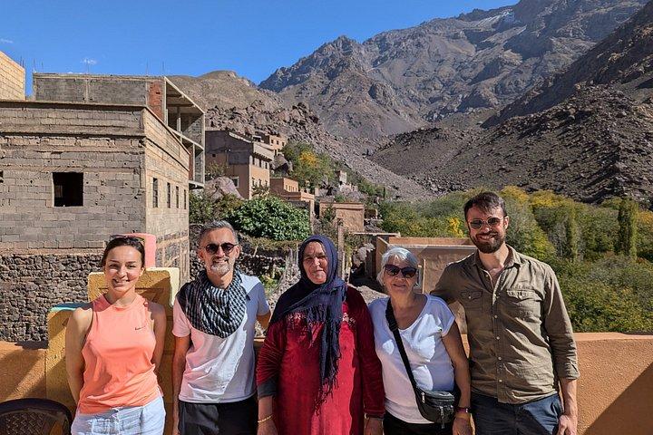 Marrakech: Atlas Mountains, 4 Valleys & Waterfall Guided Day Trip