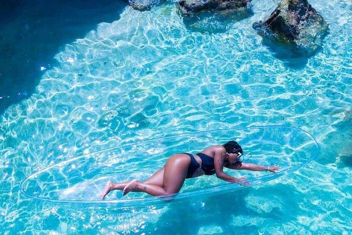 ファルマスジャマイカで写真や動画でカヤックの写真撮影をクリア