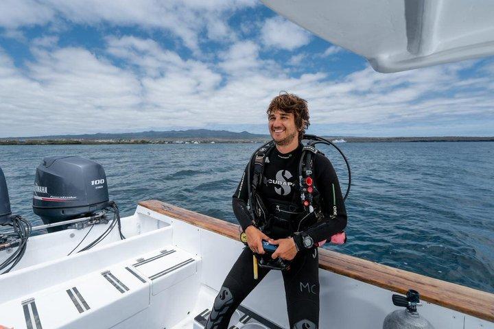 Buceo Discovery en Punta Estrada Santa Cruz