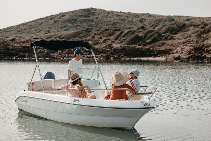 Menorca: Passeio de barco privado com capitão local