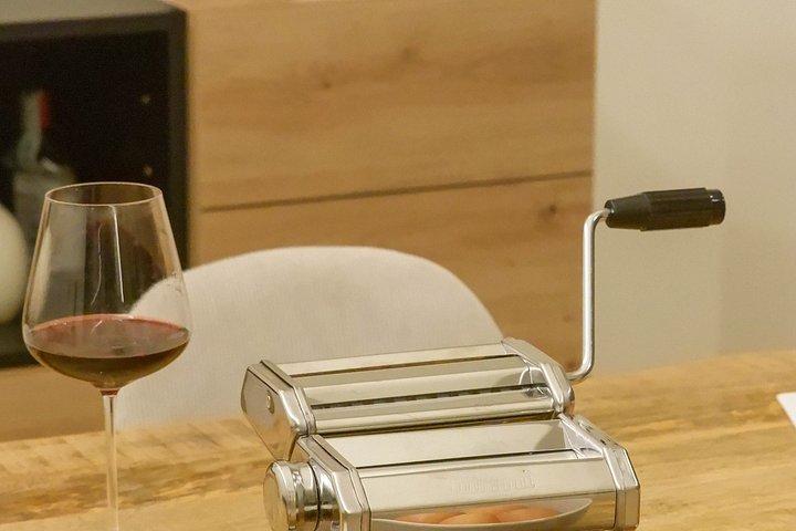 アレシオの家：ミラノの地元家庭で料理と食事を楽しむ、最大8名様