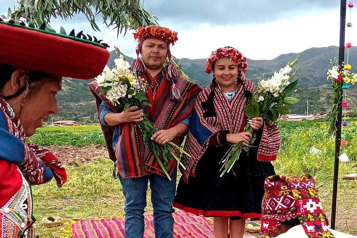 ウマスバンバで本格的なアンデスの結婚式