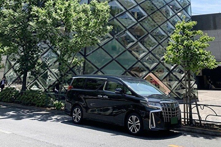 Private Tokyo Architecture Driver Guided Tour
