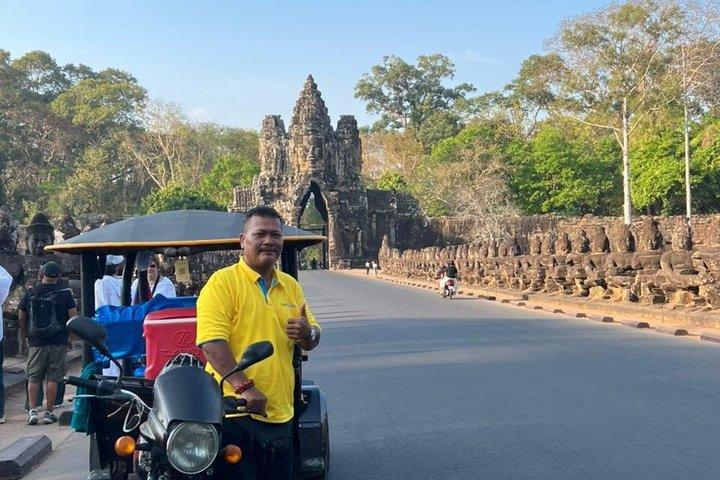 Angkor Wat Sunset Small Circuit Tour with Transportation Only