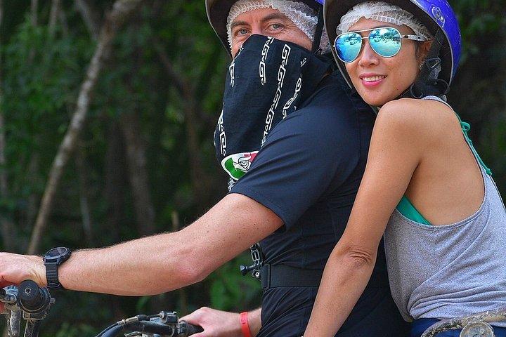 ジャングルアドベンチャーツアーATVジップラインセノーテ泳ぐ馬乗り