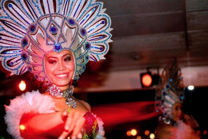 バリハイサンセットディナークルーズ（ビュッフェ＆ライブエンターテイメント付き）
