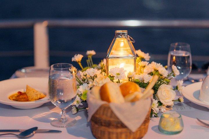 Bali Hai - Romantic Aristocat Evening Dinner Cruise