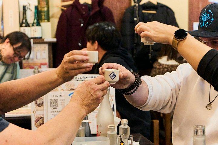 浅草 : 地元4店舗の12品で巡るガイド付きフードツアー
