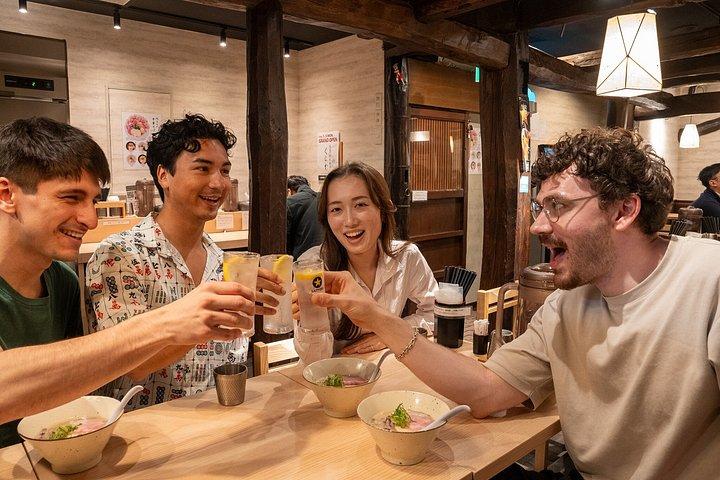 新宿パーフェクトペアリングフードツアー：5駅、定番ペアリング4品