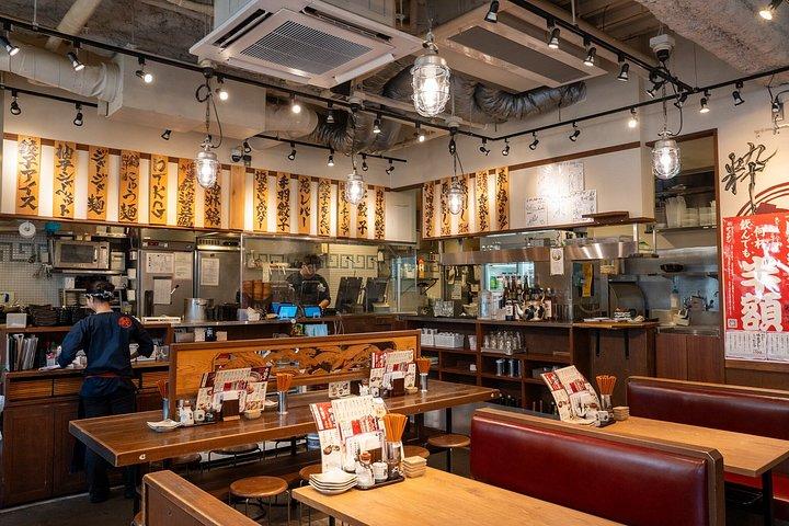 新宿パーフェクトペアリングフードツアー：5駅、定番ペアリング4品