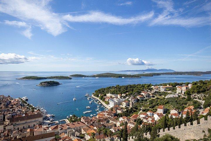 本格的なHvar：村、ワイン＆シーニックアイランドの旅
