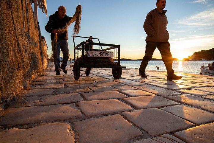 本格的なHvar：村、ワイン＆シーニックアイランドの旅