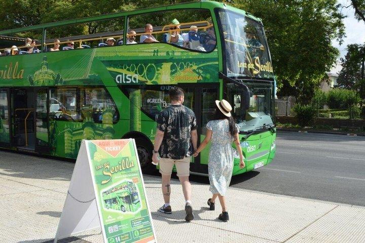 Touristenbustour durch Sevilla