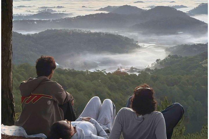 Dalat : 雲狩り＆日の出トレッキングでホンホーマウンテンへ