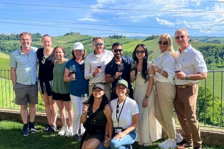 Small-Group Barolo Wine Tasting, Alba & UNESCO Piedmont Hills