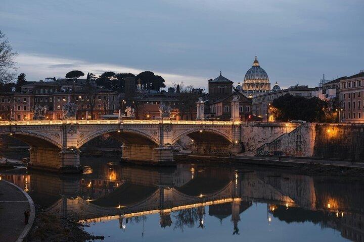 Semi Private Night Tour of Rome by Eco Friendly Golf Cart